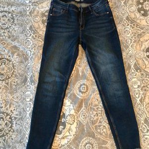Raw Edge Super SkinnyJeans
